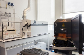 Ablation Laser couplée à l’ICP-MS ‘QQQ’.